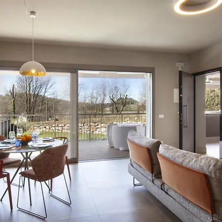 Appartamento Alissa With Pool